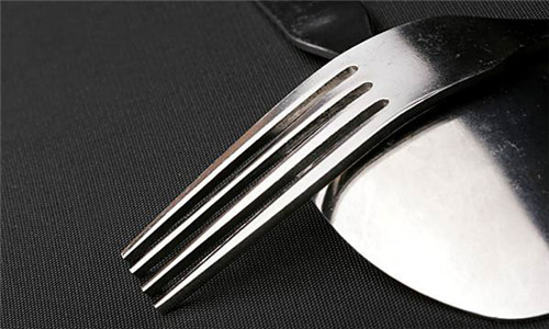 不銹鋼鈍化劑的使用案例，惠州肖小姐為您解答！